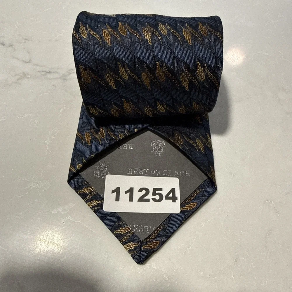 Robert Talbott Silk Hand‎ Sewn USA Carmel Valley Navy Gold Moniker 58
